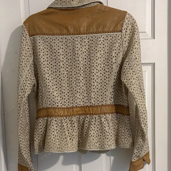 Women's Eyelet Western Rodeo Blazer by Sisters - Picture 5 of 6